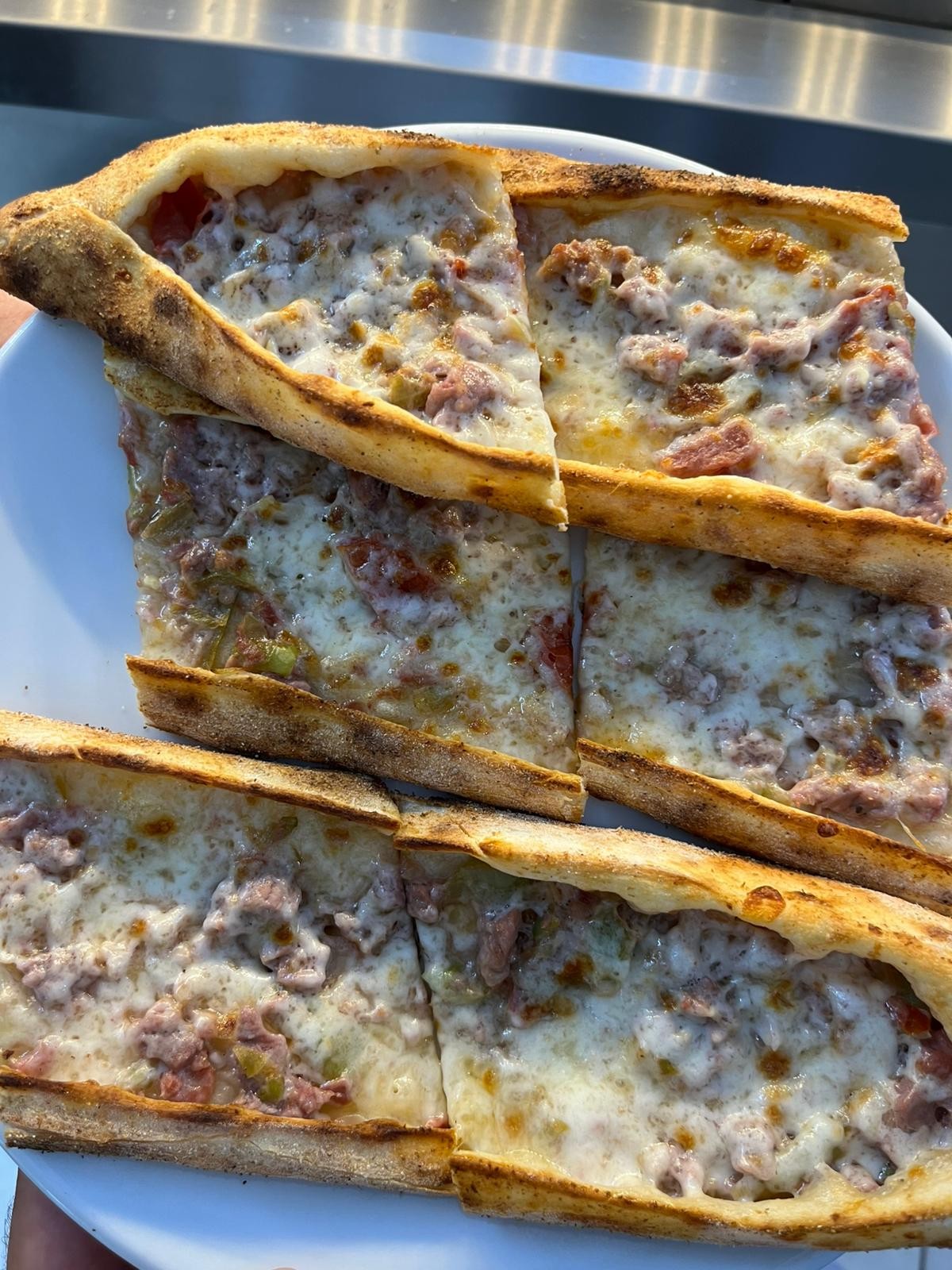 Kuşbaşı Kaşarlı Pide